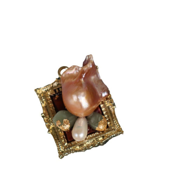 baroque pearl pendant