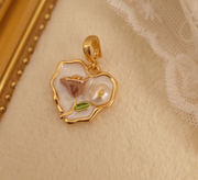heart freshwater baroque pearl pendant