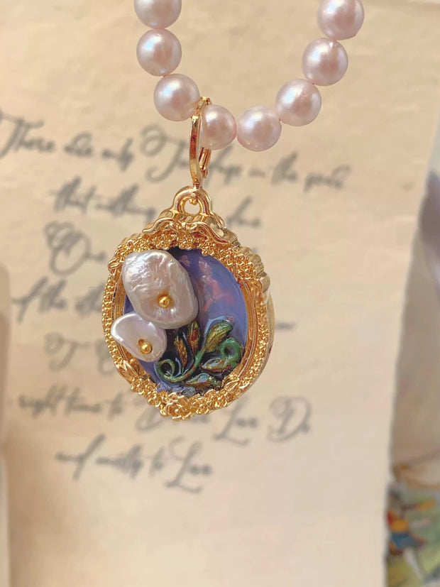 “Lily Love" baroque pearl pendant