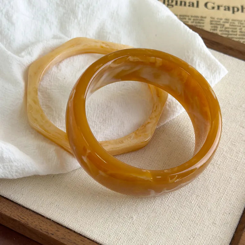 retro geometric irregular oval resin and wood bracelet set