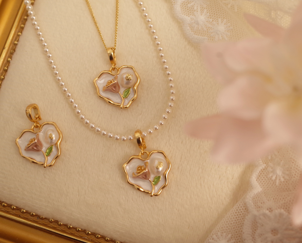heart freshwater baroque pearl pendant