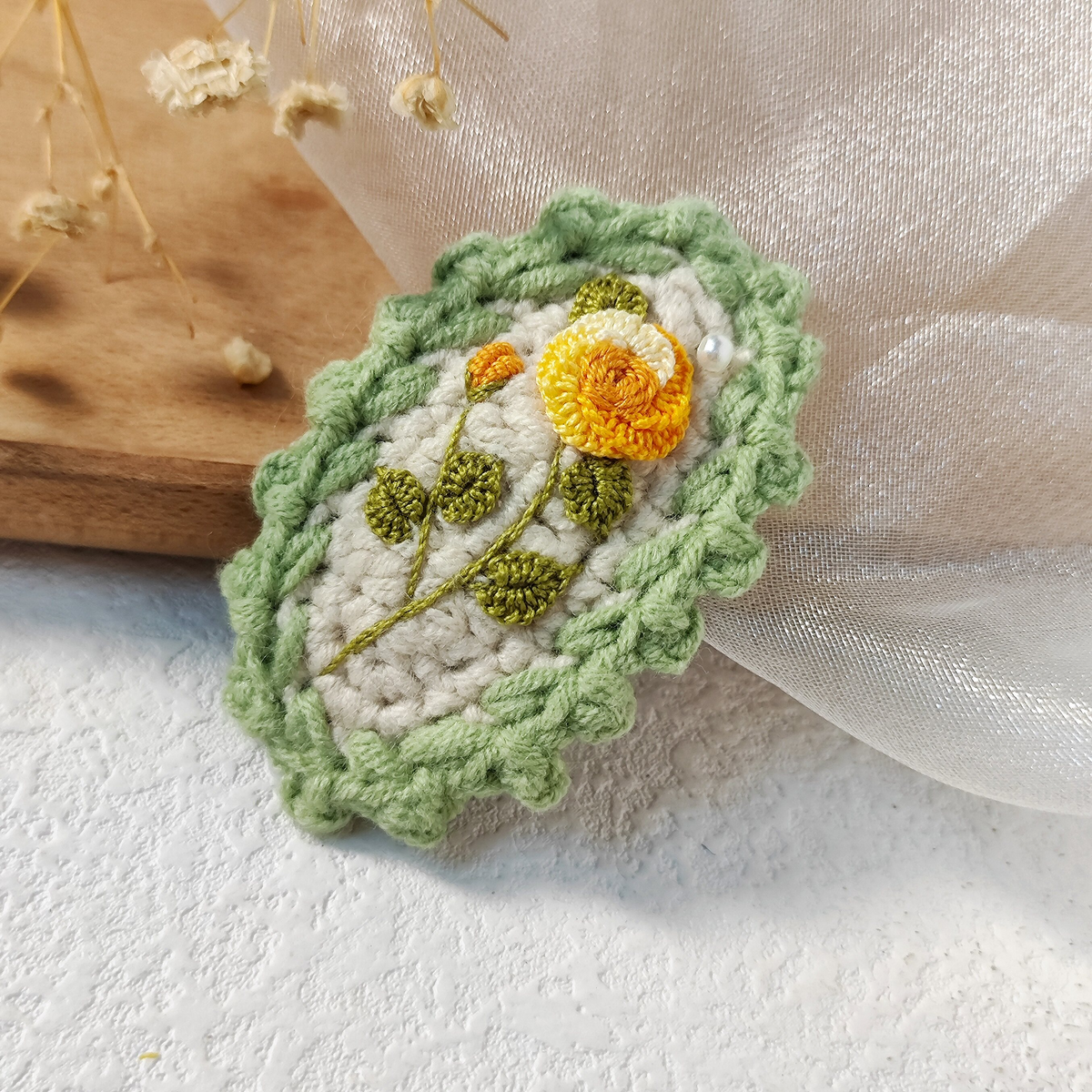 Vintage Handmade Crochet & Embroidered Green Flower Hair Clip