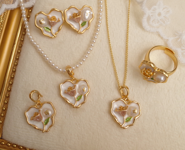 heart freshwater baroque pearl pendant