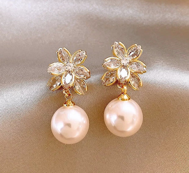flower pearl earrings