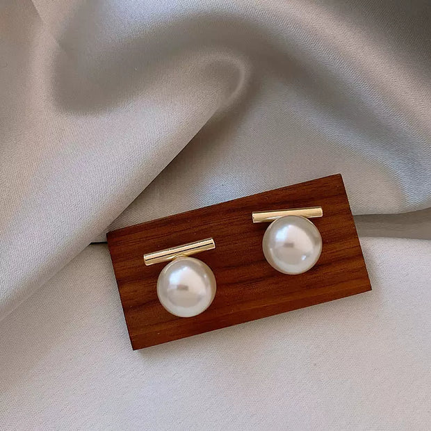 pearl earrings