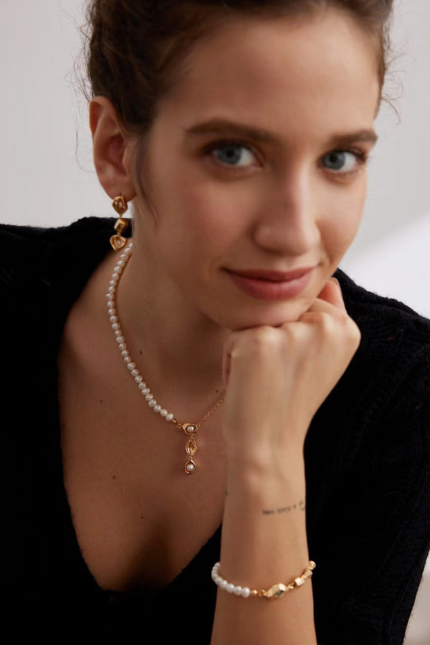 raindrop pearl necklace