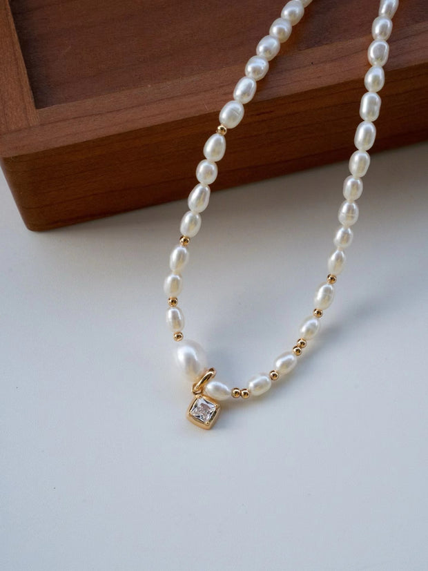 zircon silver pearl necklace