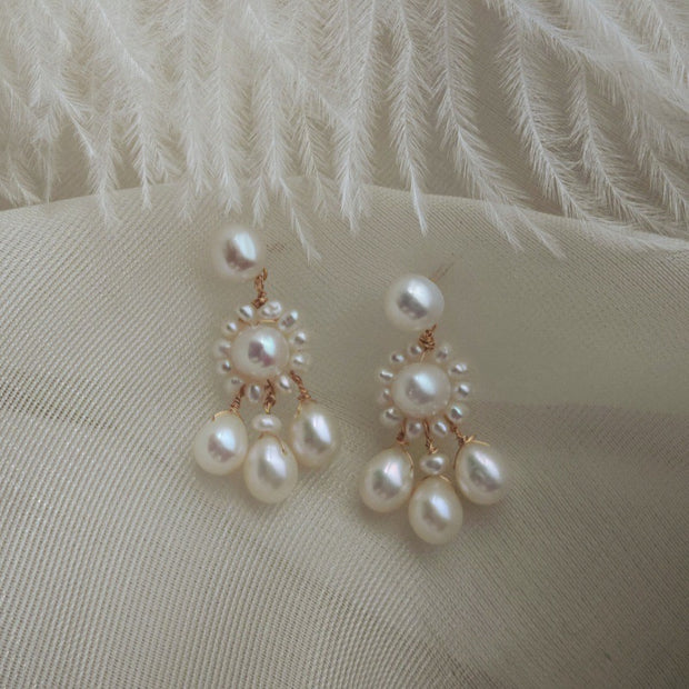 palais baroque pearl silver earrings