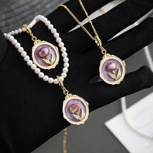 handmade baroque pearl pendant