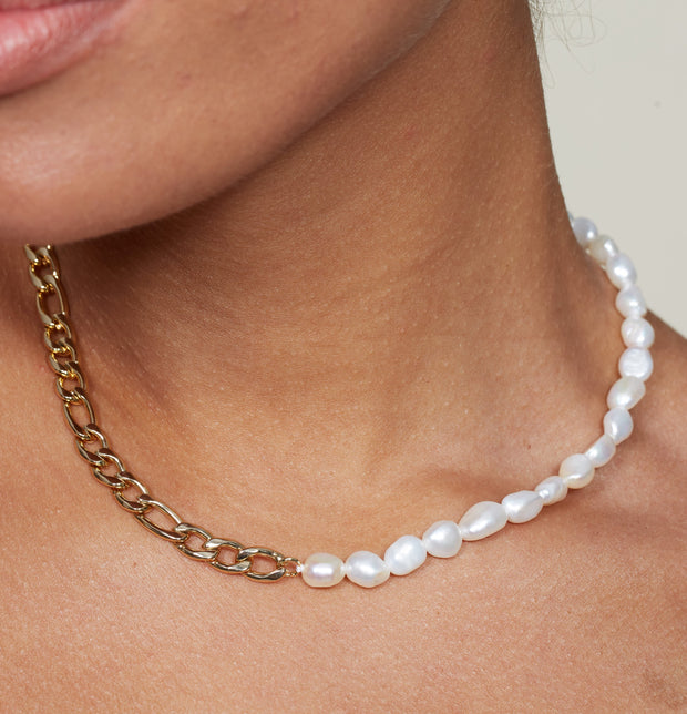 baroque freshwater pearl curb chain necklace